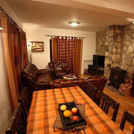 Family Apartments Žabljak Екстериор снимка